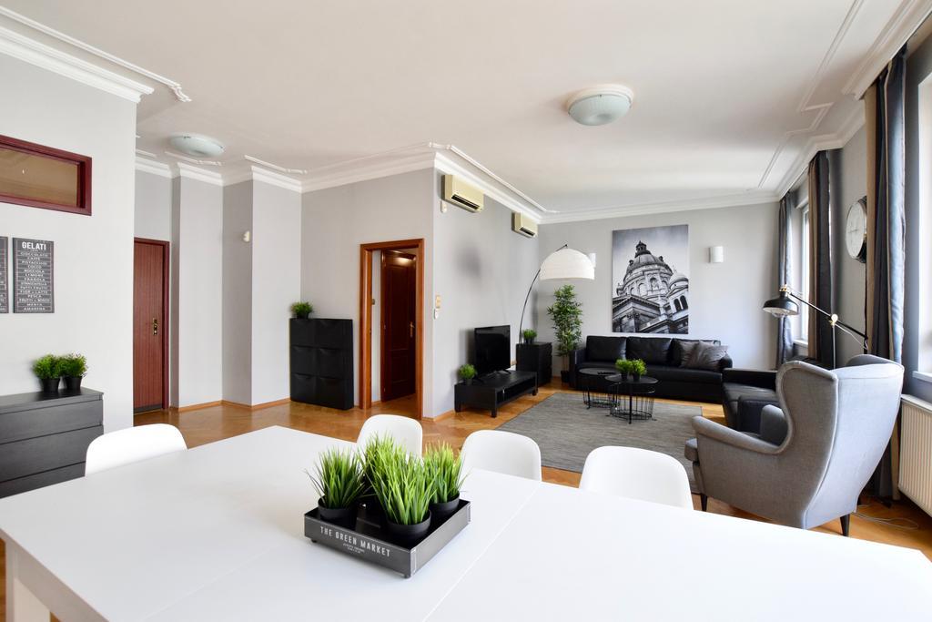 Standerd Apartment By Hi5 - Lovag Family Suites Budapest Exterior foto