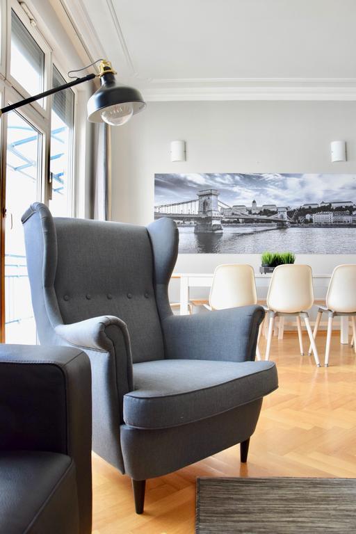 Standerd Apartment By Hi5 - Lovag Family Suites Budapest Exterior foto